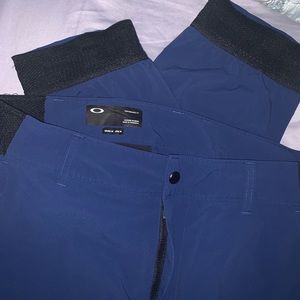 OAKLEY PERFORMANCE JOGGERS